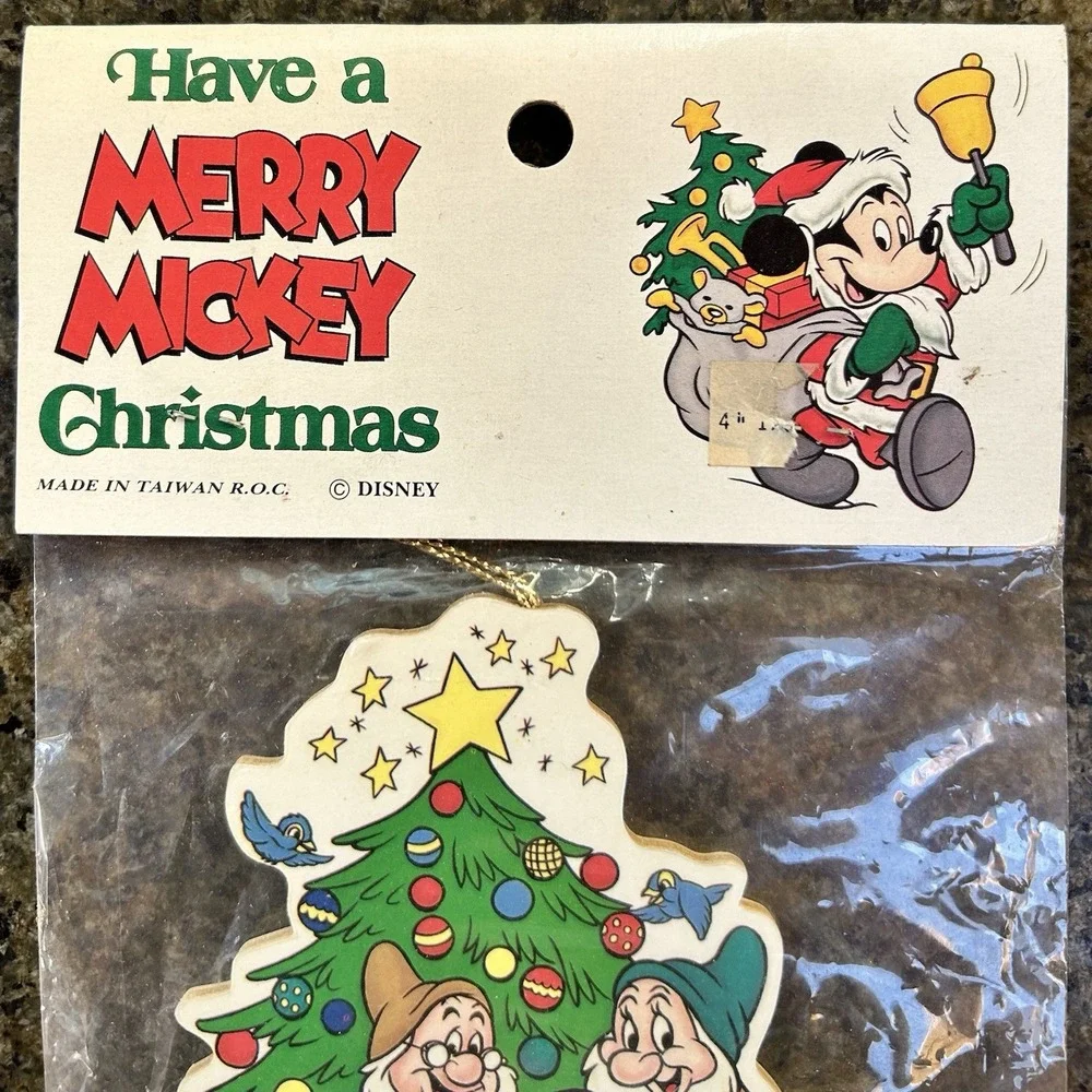 NEW Vintage Disney Snow White & The Seven Dwarfs Double Sided Christmas Ornament